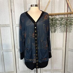3/$22🩶  Blue Floral Print Button Front Top Light Cardigan Lily Firmiana Size XL